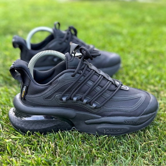 Women’s running shoes Adidas AlphaBoost V1 Core Black brand new size 8,5 us - Picture 5 of 6